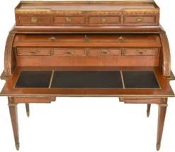 Bureau à cylindre de style Louis XVI en marqueterie
