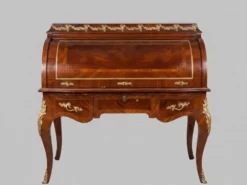 Bureau à cylindre Louis XV marqueterie bronze