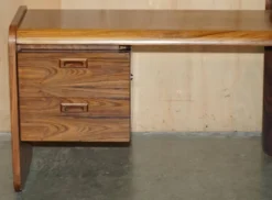 Bureau d'angle gauche bois brésilien danois milieu du siècle
