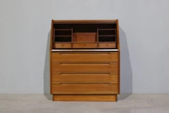 Bureau danois en teck par Torring