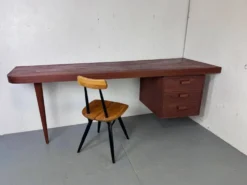 Bureau danois moderniste en teck, années 1950