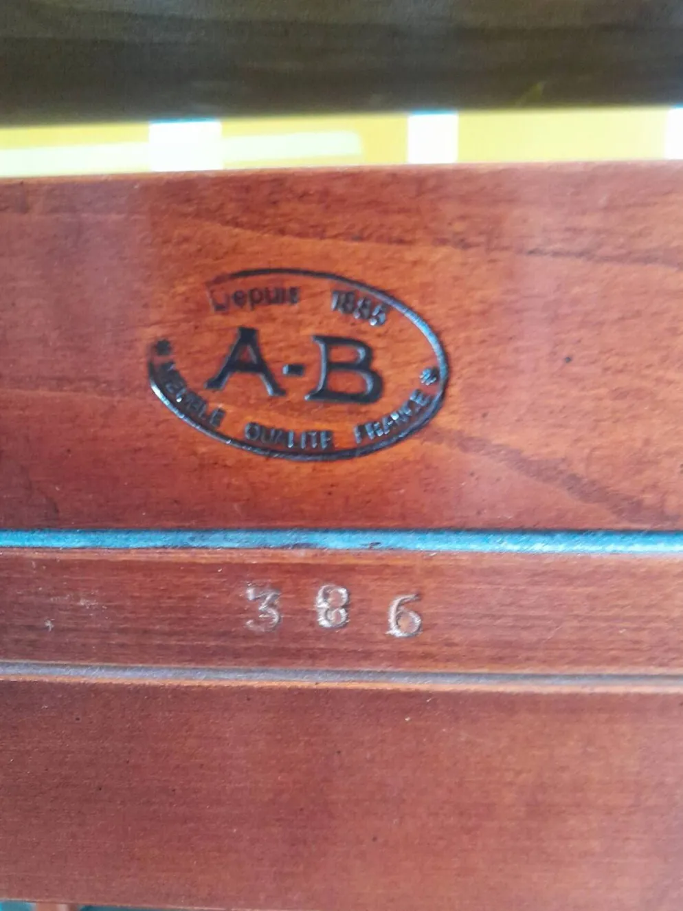 Bureau d’appoint vintage en bois massif – Ateliers Berniolles (Réf. 386)