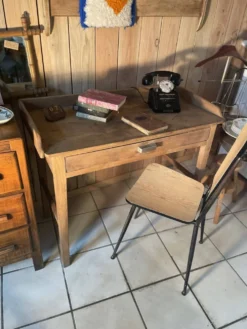 Bureau d’atelier en bois