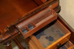 Bureau Davenport Regency Antique Circa 1810-1820 en Bois Dur et Cuir