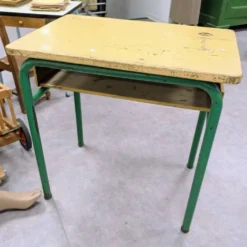 Bureau d'école années 60