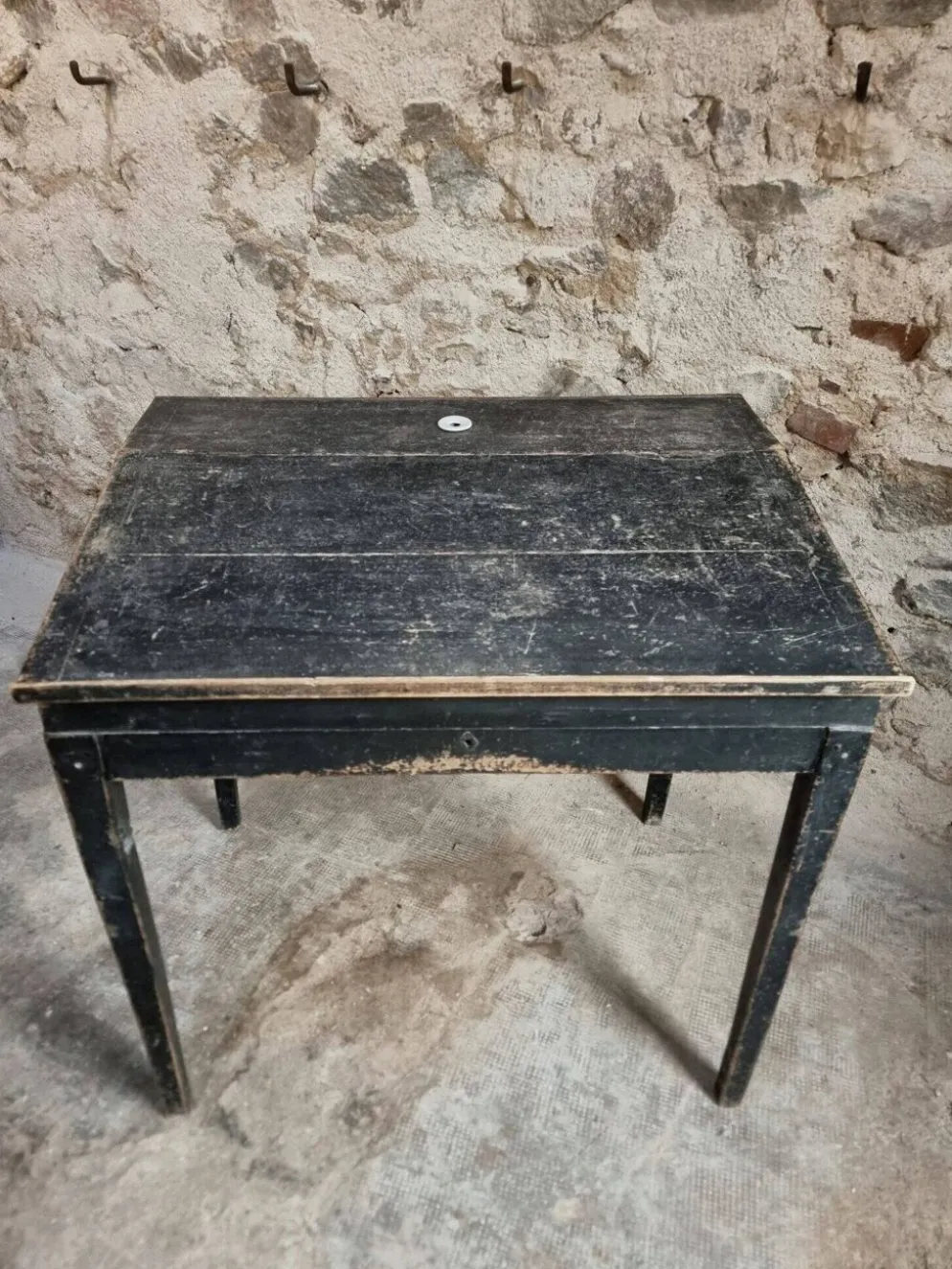 Bureau d'école français ancien, bureau d'écriture noir, bureau à abattant, vers 1900