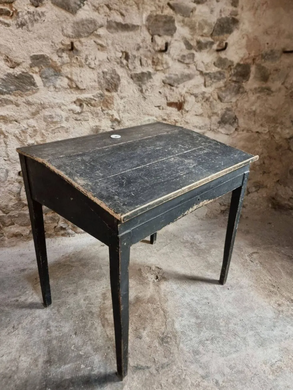 Bureau d'école français ancien, bureau d'écriture noir, bureau à abattant, vers 1900
