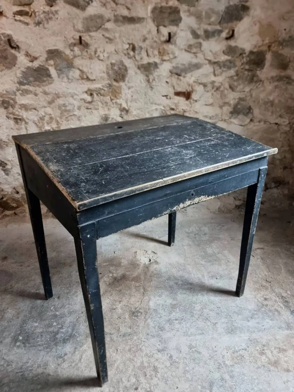 Bureau d'école français ancien, bureau d'écriture noir, bureau à abattant, vers 1900
