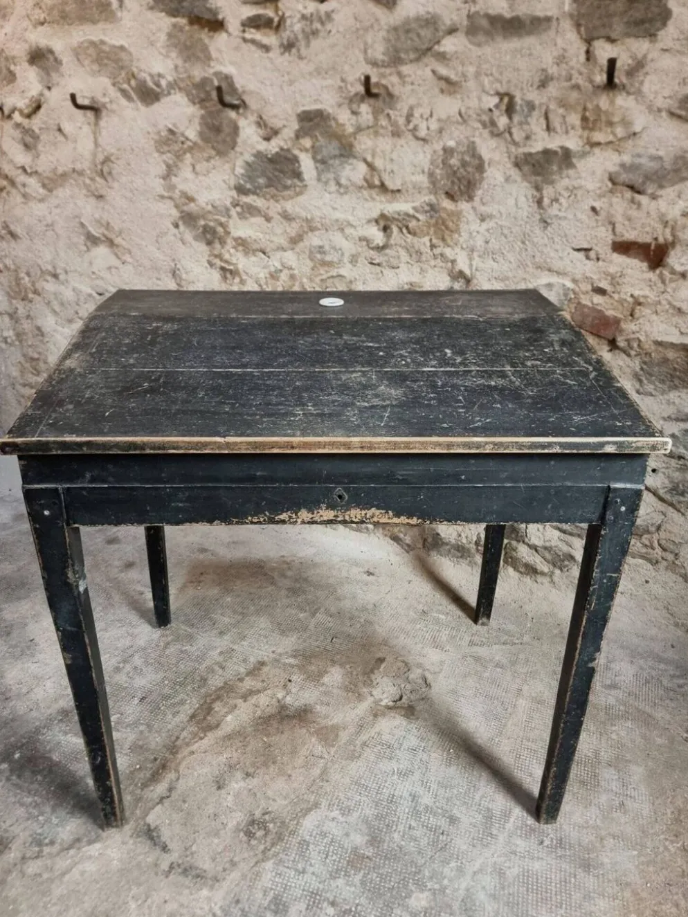 Bureau d'école français ancien, bureau d'écriture noir, bureau à abattant, vers 1900