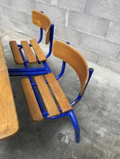 Bureau d’école vintage 1960