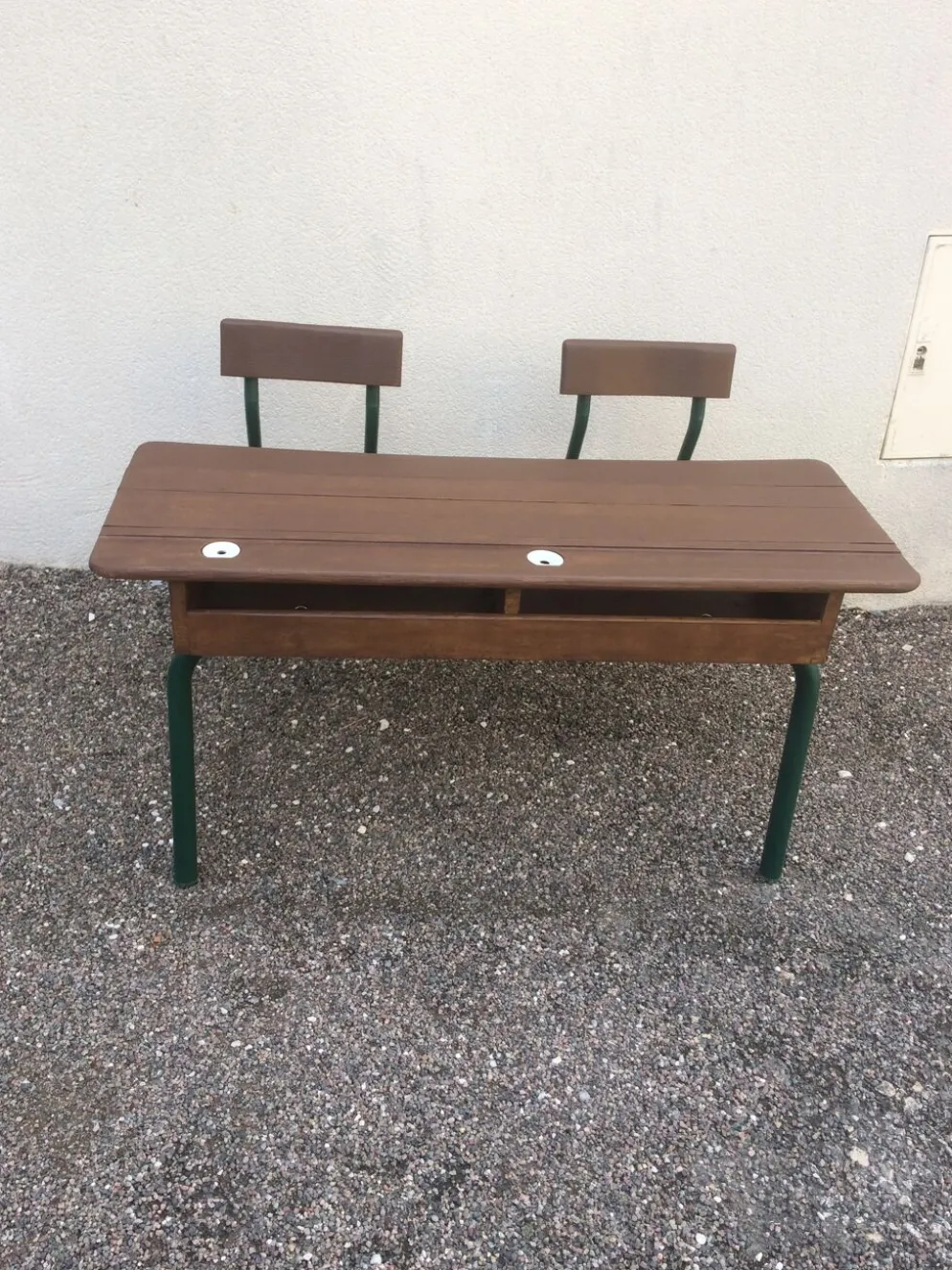 Bureau d'écolier ancien