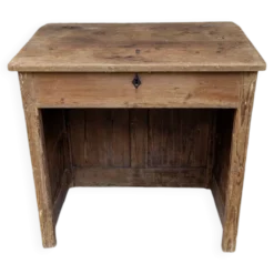 Bureau d'écolier avec rangement