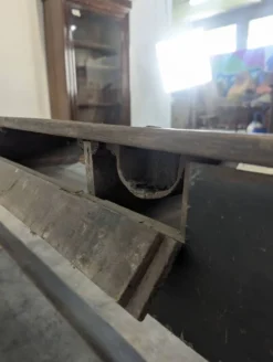 Bureau d'écolier ou console fin XIXème