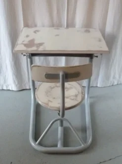 Bureau d'écolier réglable