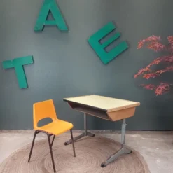 Bureau d'écolier réglable