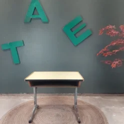Bureau d'écolier réglable