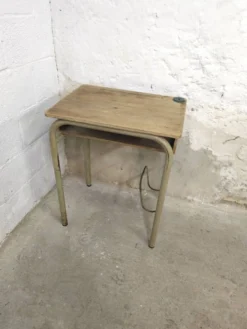 Bureau d'écolier simple 1960 avec casier