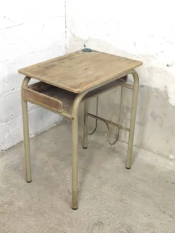 Bureau d'écolier simple 1960 avec casier