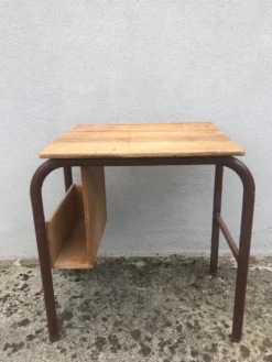 Bureau d’écolier vintage