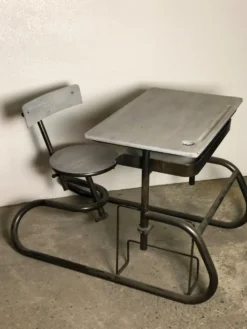 Bureau d'écolier 
