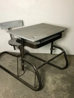 Bureau d'écolier 
