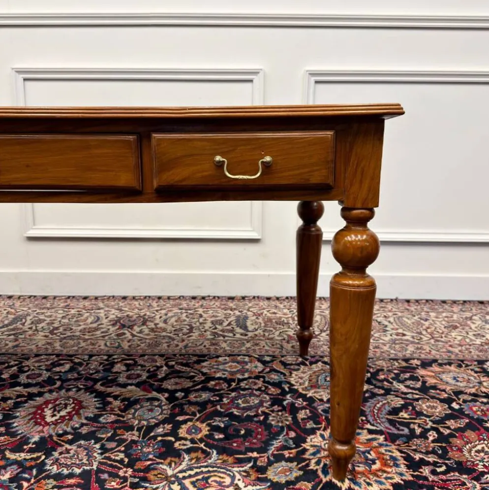 Bureau d'écriture anglais classique en cuir noir