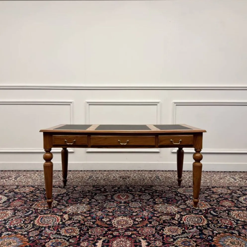 Bureau d'écriture anglais classique en cuir noir