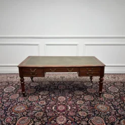 Bureau d'écriture anglais classique antique