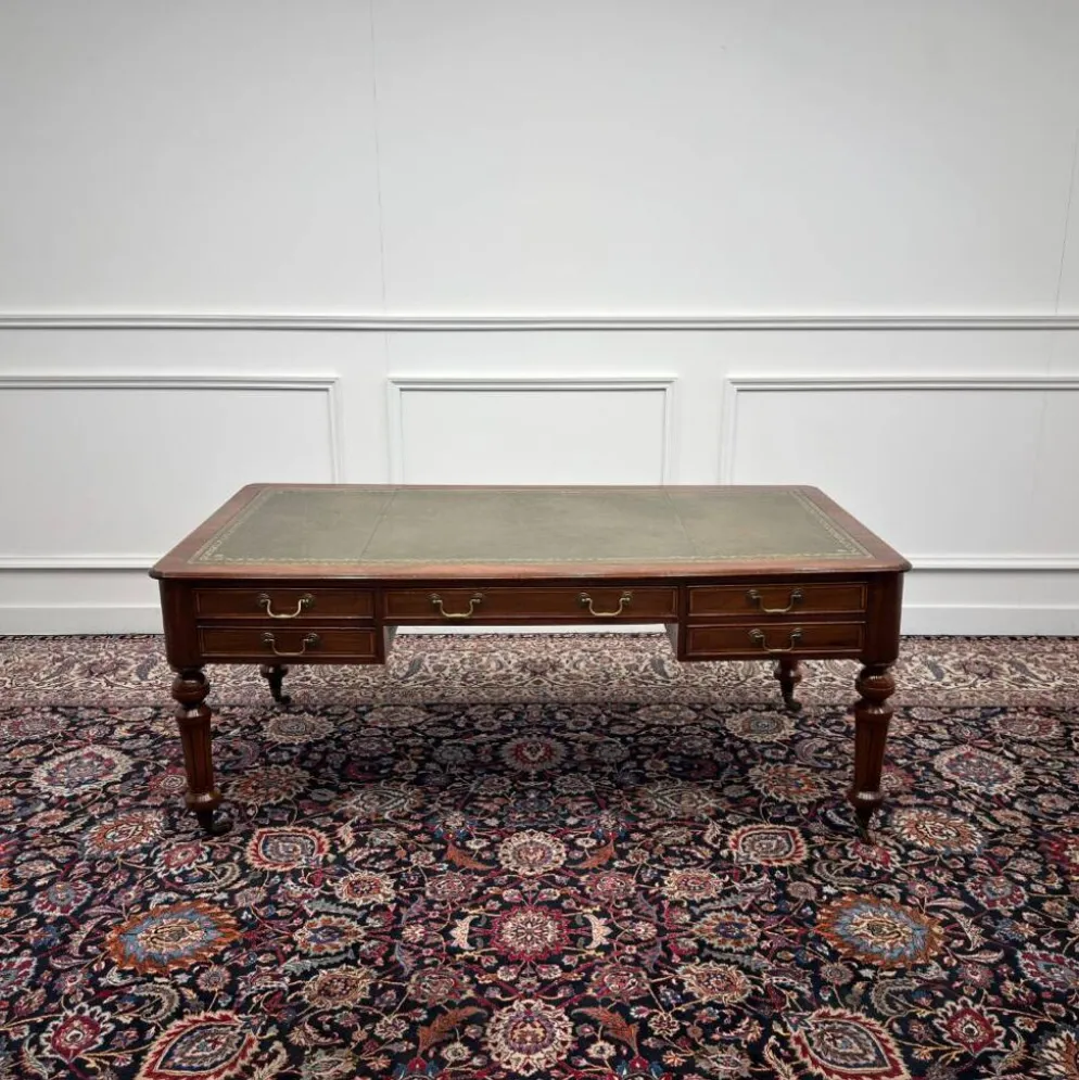 Bureau d'écriture anglais classique antique