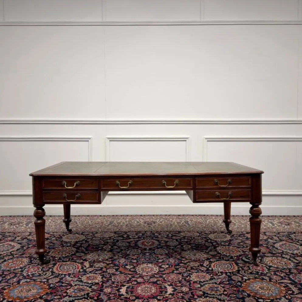 Bureau d'écriture anglais classique antique