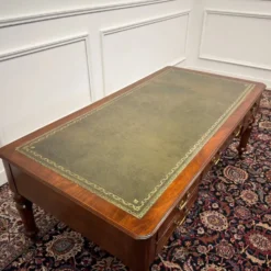 Bureau d'écriture anglais classique antique