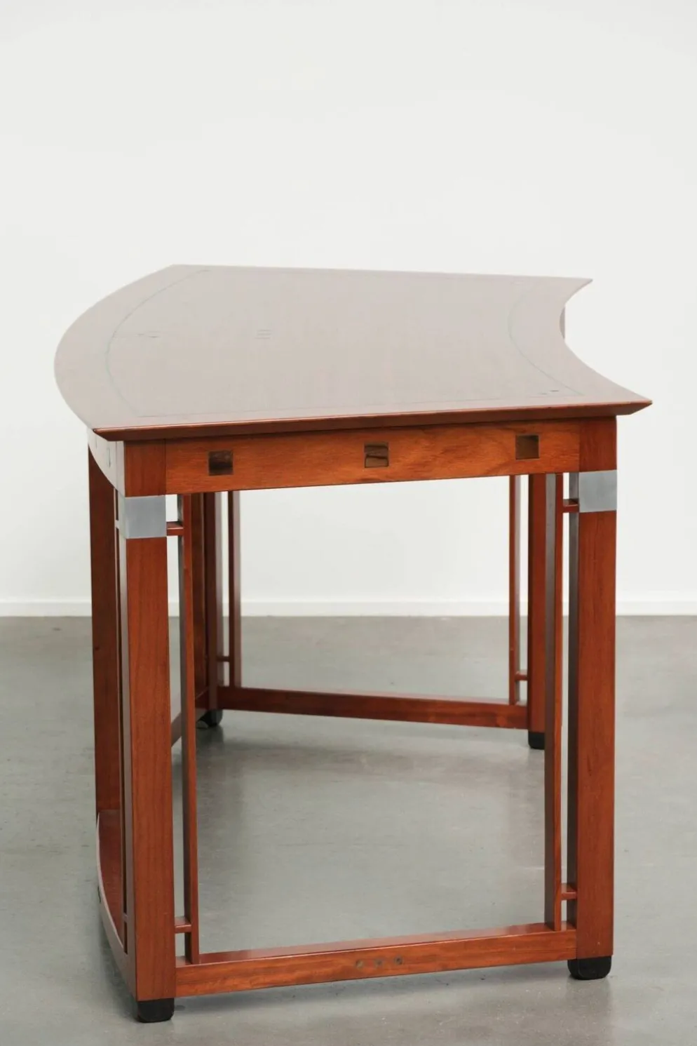 Bureau d'écriture/ bureau de bureau courbé et luxueux au design Art Déco
