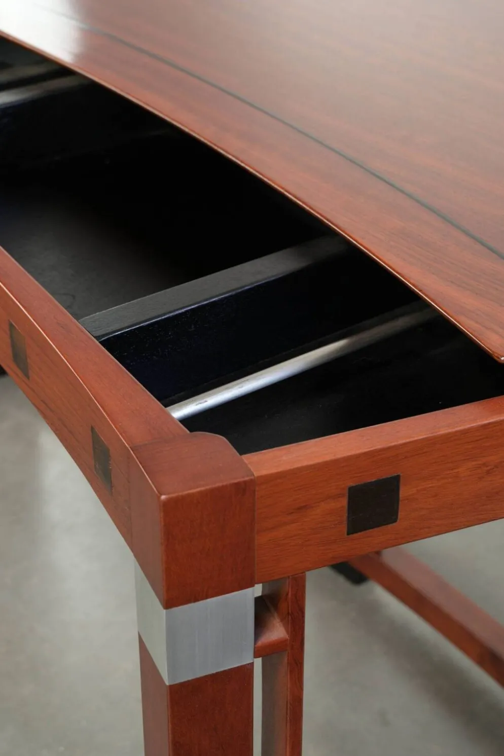 Bureau d'écriture/ bureau de bureau courbé et luxueux au design Art Déco