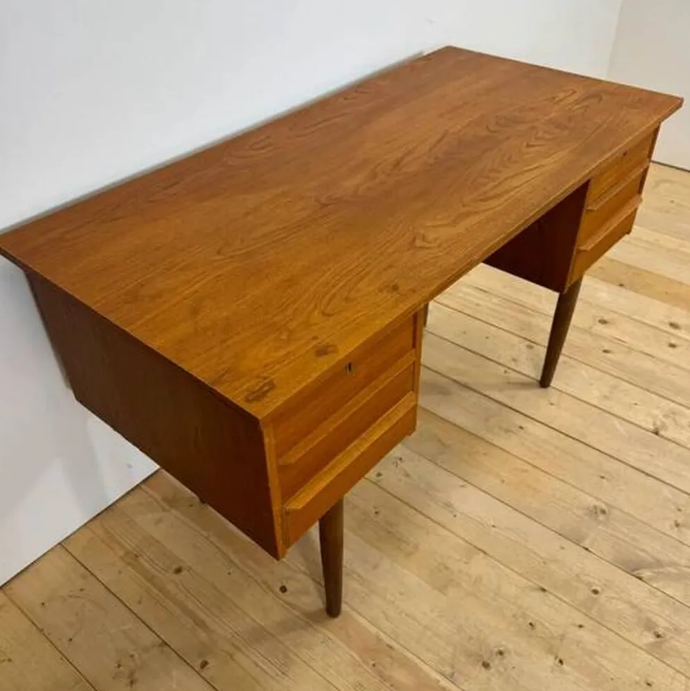 Bureau d'écriture danois en teck, 1960