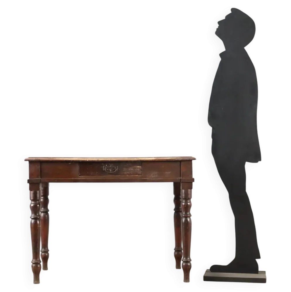 Bureau d’écriture en noyer avec pieds tournés - Italie XIXe siècle