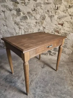 Bureau d'écriture français vintage en chêne avec chaise bistrot en hêtre, vers 1930