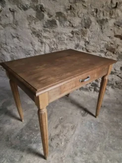 Bureau d'écriture français vintage en chêne avec chaise bistrot en hêtre, vers 1930
