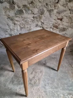 Bureau d'écriture français vintage en chêne avec chaise bistrot en hêtre, vers 1930