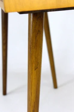 Bureau d'écriture moderne du milieu du siècle restauré de Up Zavody, années 1960