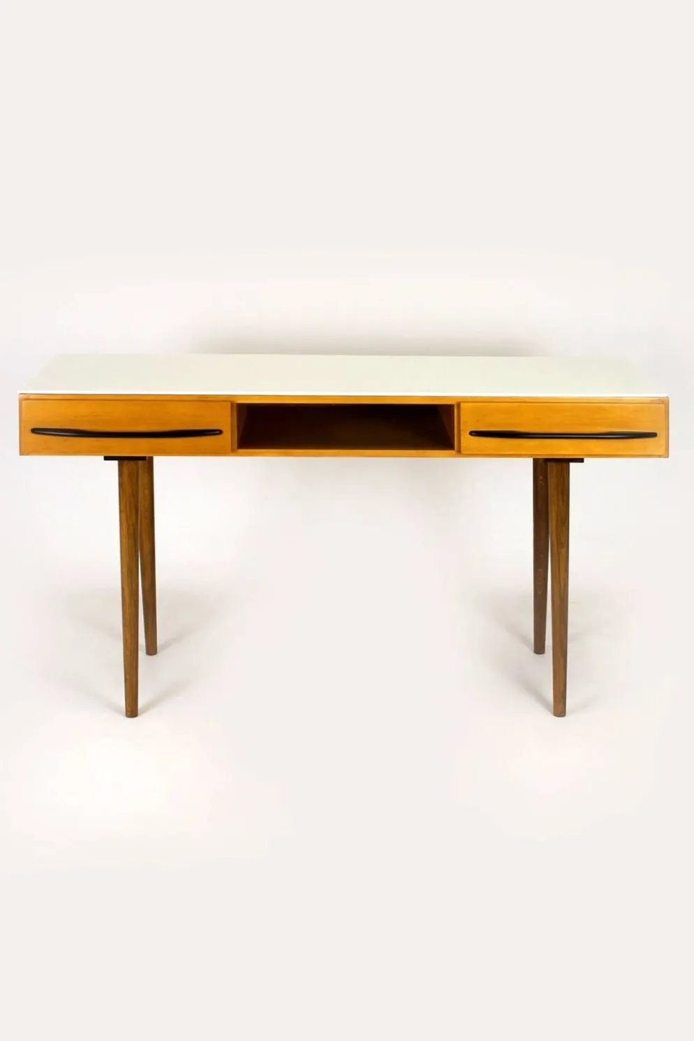 Bureau d'écriture moderne du milieu du siècle restauré de Up Zavody, années 1960