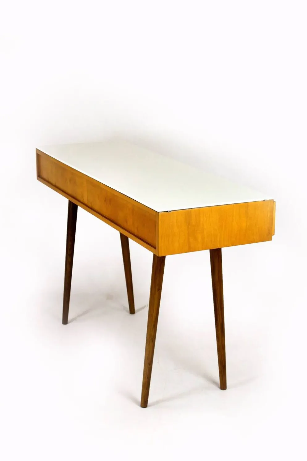 Bureau d'écriture moderne du milieu du siècle restauré de Up Zavody, années 1960