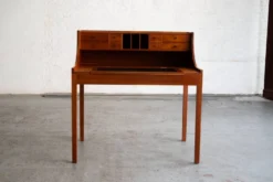 Bureau d'écriture par Andreas Hansen