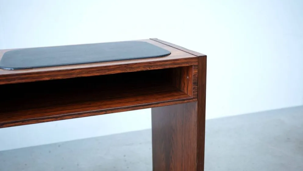 Bureau de bijoutier sur mesure des années 1970