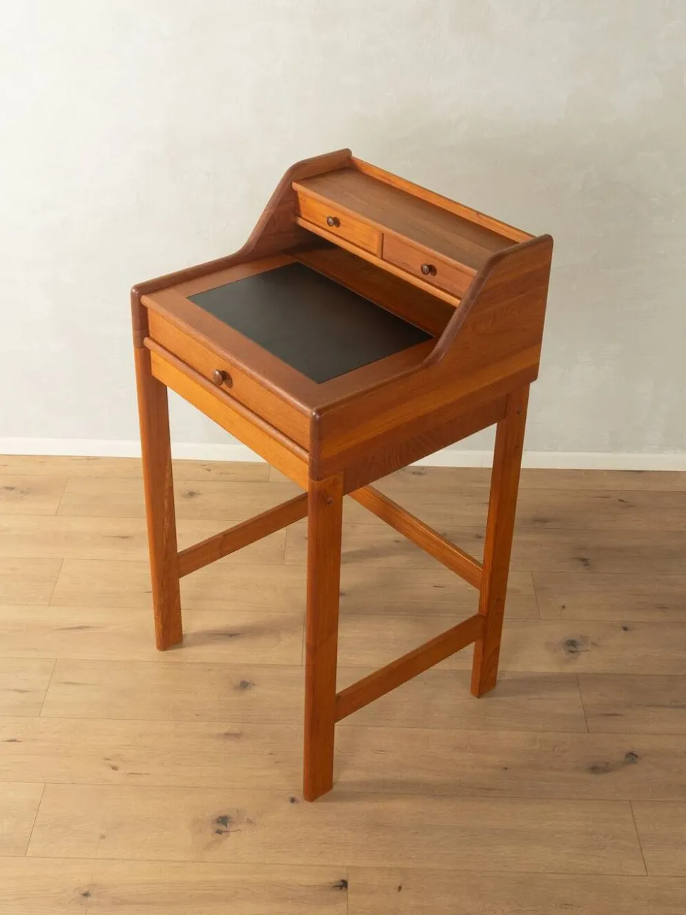 Bureau debout en teck par D-Scan, Danemark, années 1960.