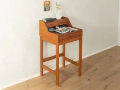 Bureau debout en teck par D-Scan, Danemark, années 1960.