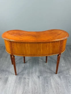 Bureau de dame de style Louis XVI, XIXe siècle
