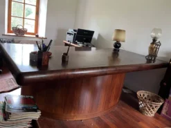 Bureau de direction danois Dyrlund Super Skyline en bois et placage de palissandre, 1970