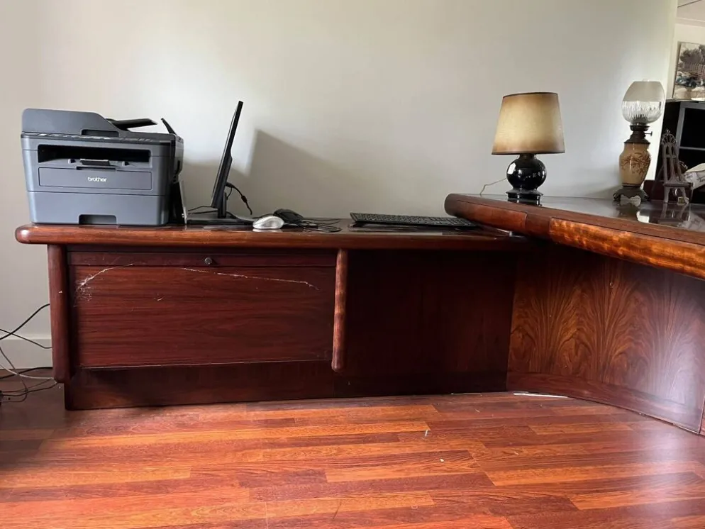 Bureau de direction danois Dyrlund Super Skyline en bois et placage de palissandre, 1970