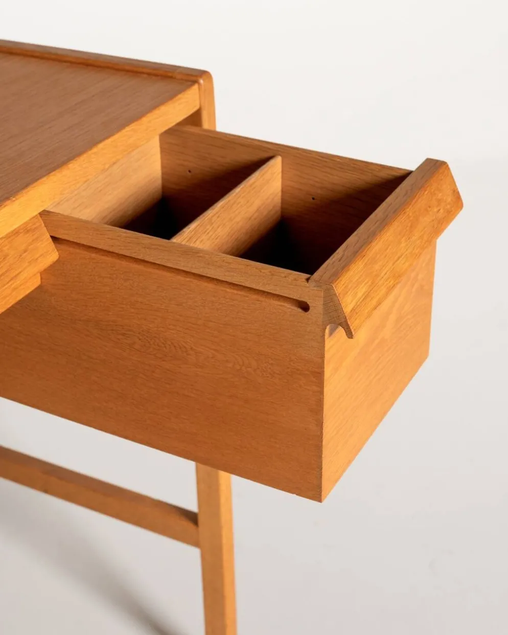 Bureau de maquillage en chêne scandinave, années 1960