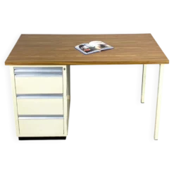 Bureau de médecin, métal laqué et aggloméré, années 1970